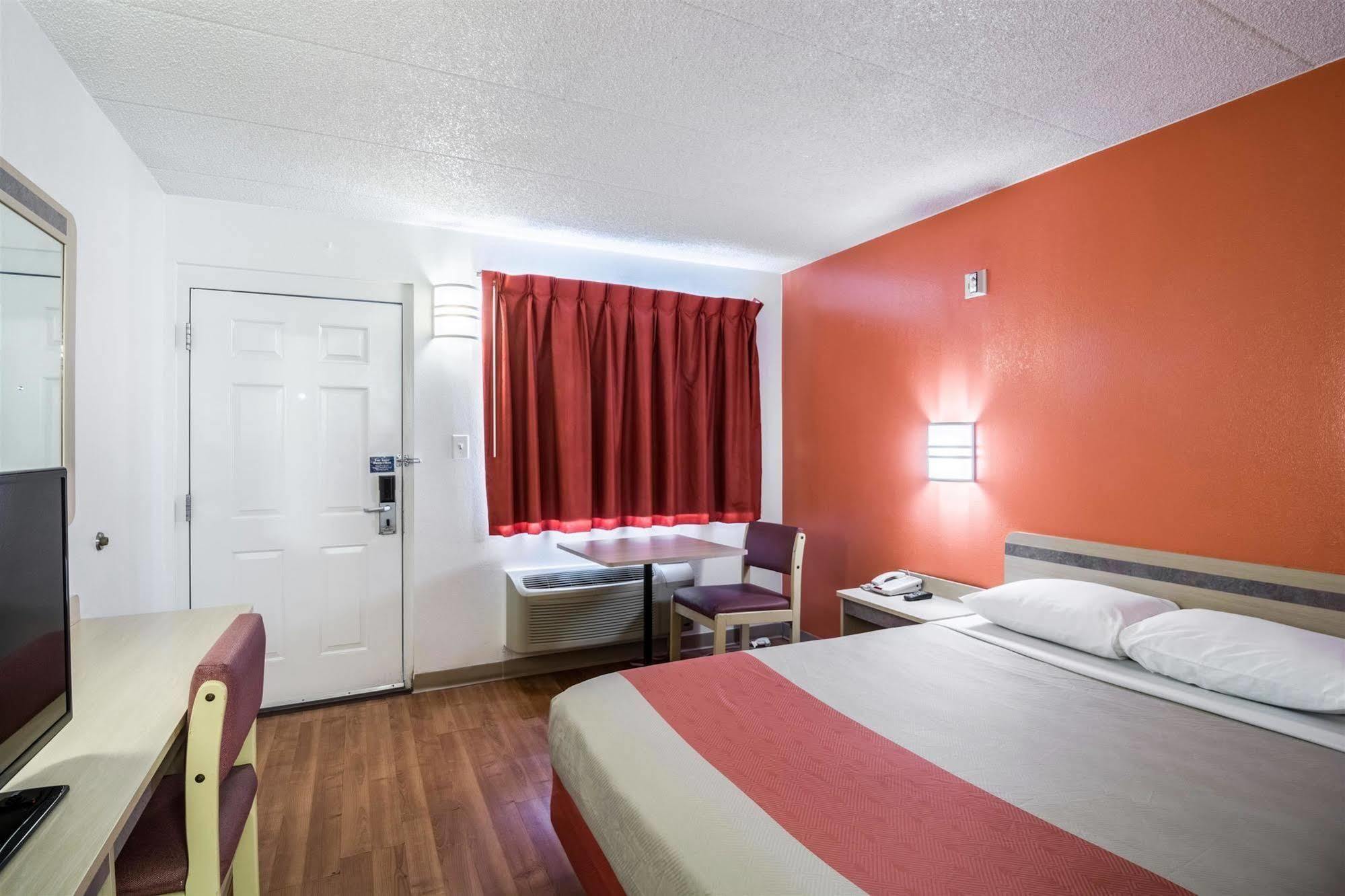 Motel 6 Chicago Southwest - 奥罗拉 外观 照片