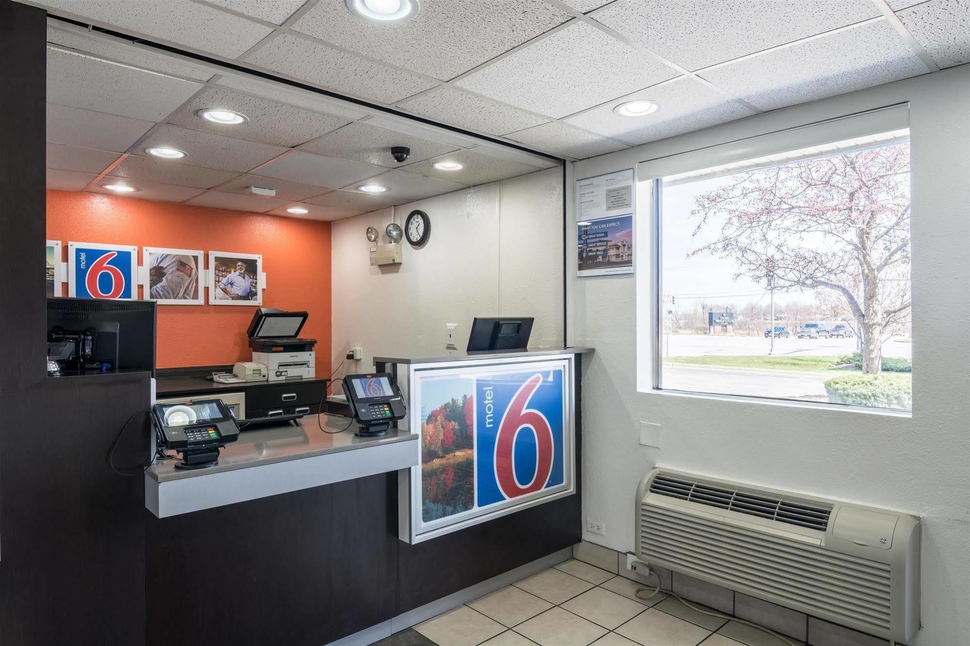 Motel 6 Chicago Southwest - 奥罗拉 外观 照片