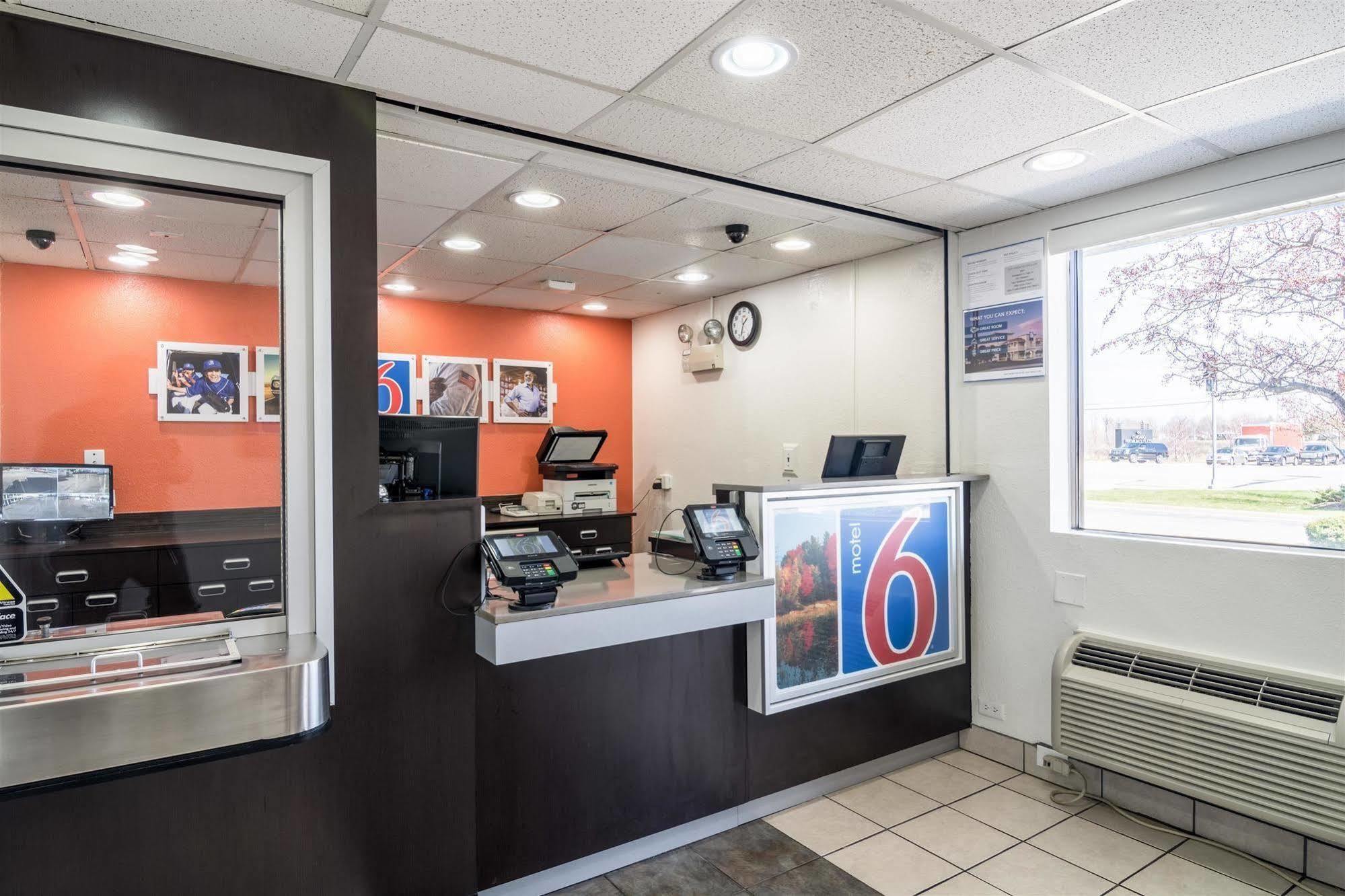 Motel 6 Chicago Southwest - 奥罗拉 外观 照片