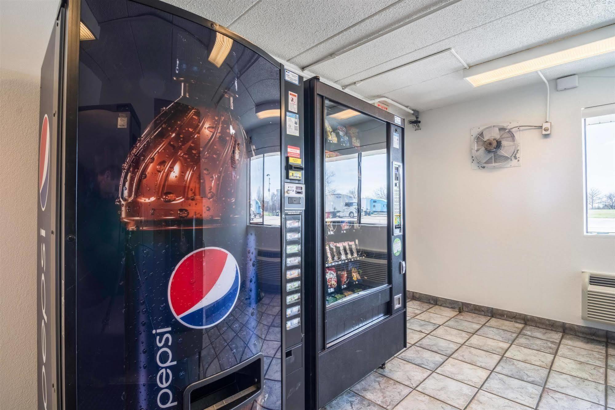 Motel 6 Chicago Southwest - 奥罗拉 外观 照片