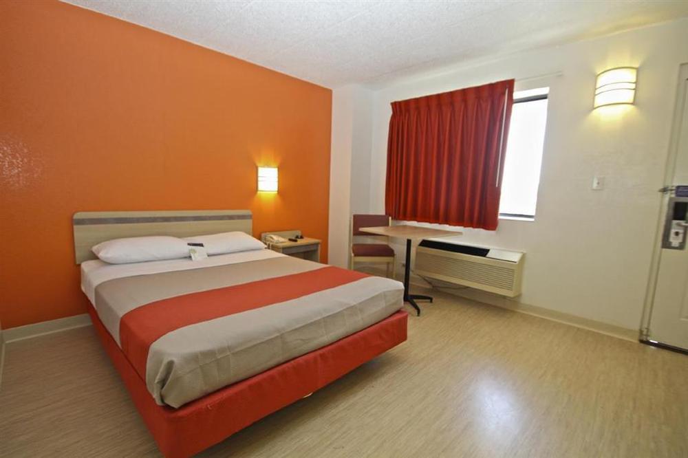 Motel 6 Chicago Southwest - 奥罗拉 客房 照片